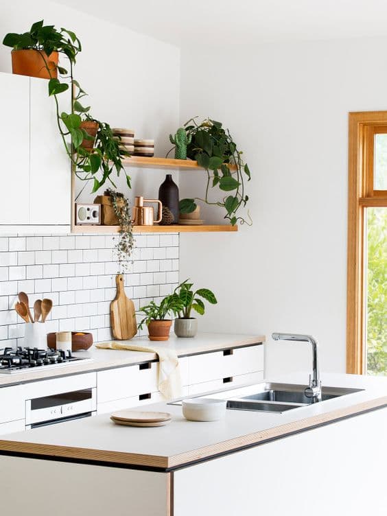 Farmhouse-flair-kitchen