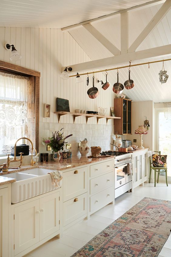 Farmhouse style kitchen ideas