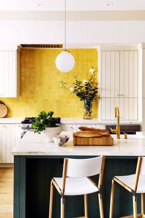 Small Kitchen Paint Colors: 2024 Trends