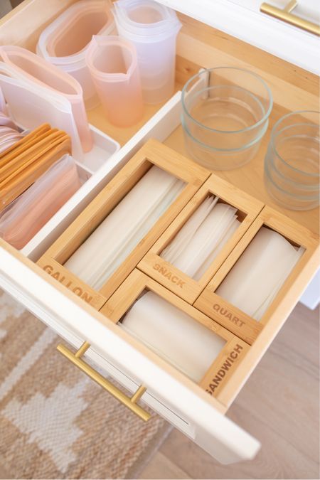 Kitchen drawer organization