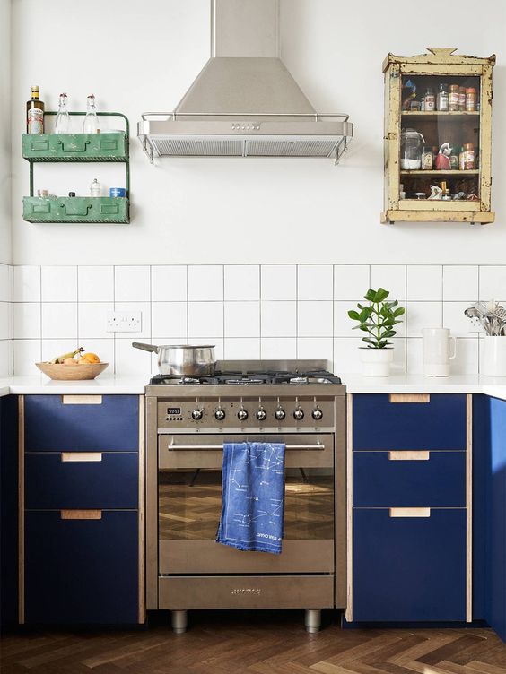 Ikea METOD kitchen fronts painted in dark blue