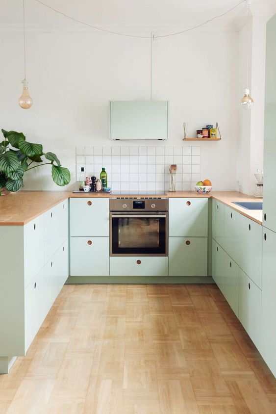 Ikea MODELIST kitchen painted in green