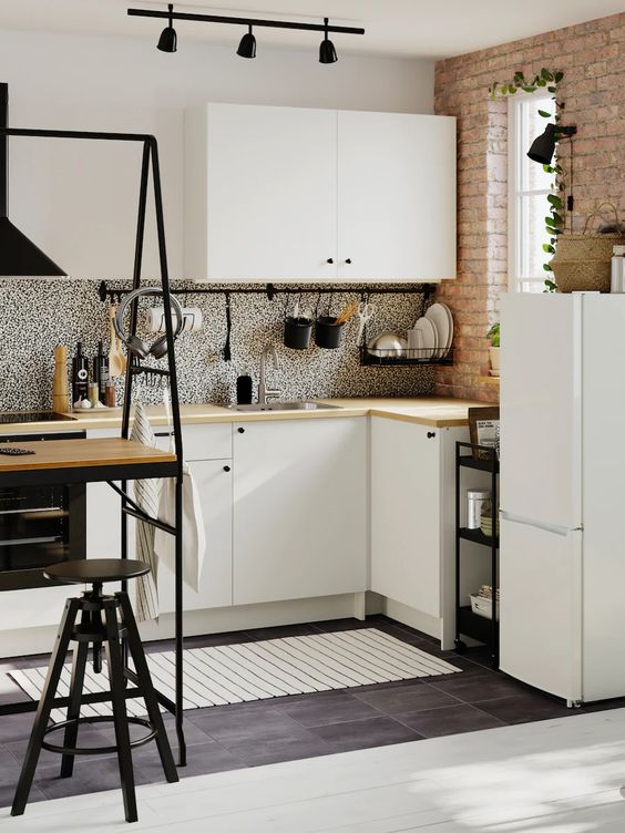 Ikea KNOXHULT kitchen design idea