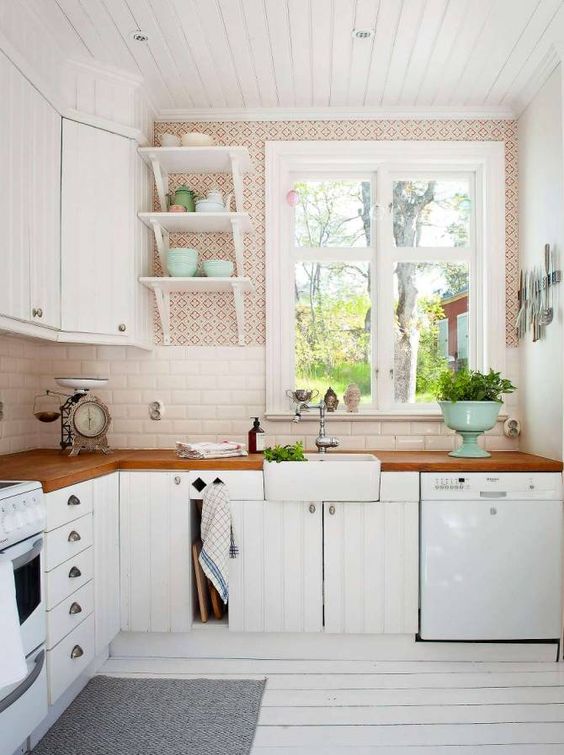 Farmhouse style kitchen wallpaper and open shelving