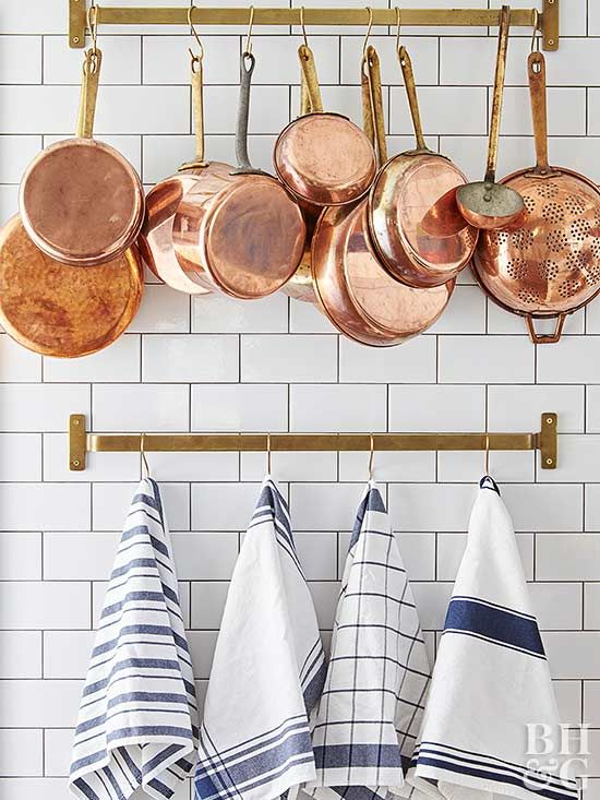 Kitchen accessories and hooks